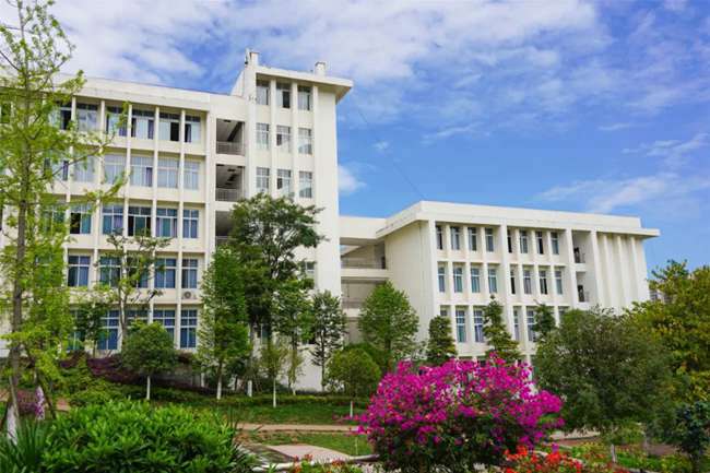 成都美思單招培訓(xùn)學(xué)校在哪里_成都美思單招培訓(xùn)學(xué)校聯(lián)系方式